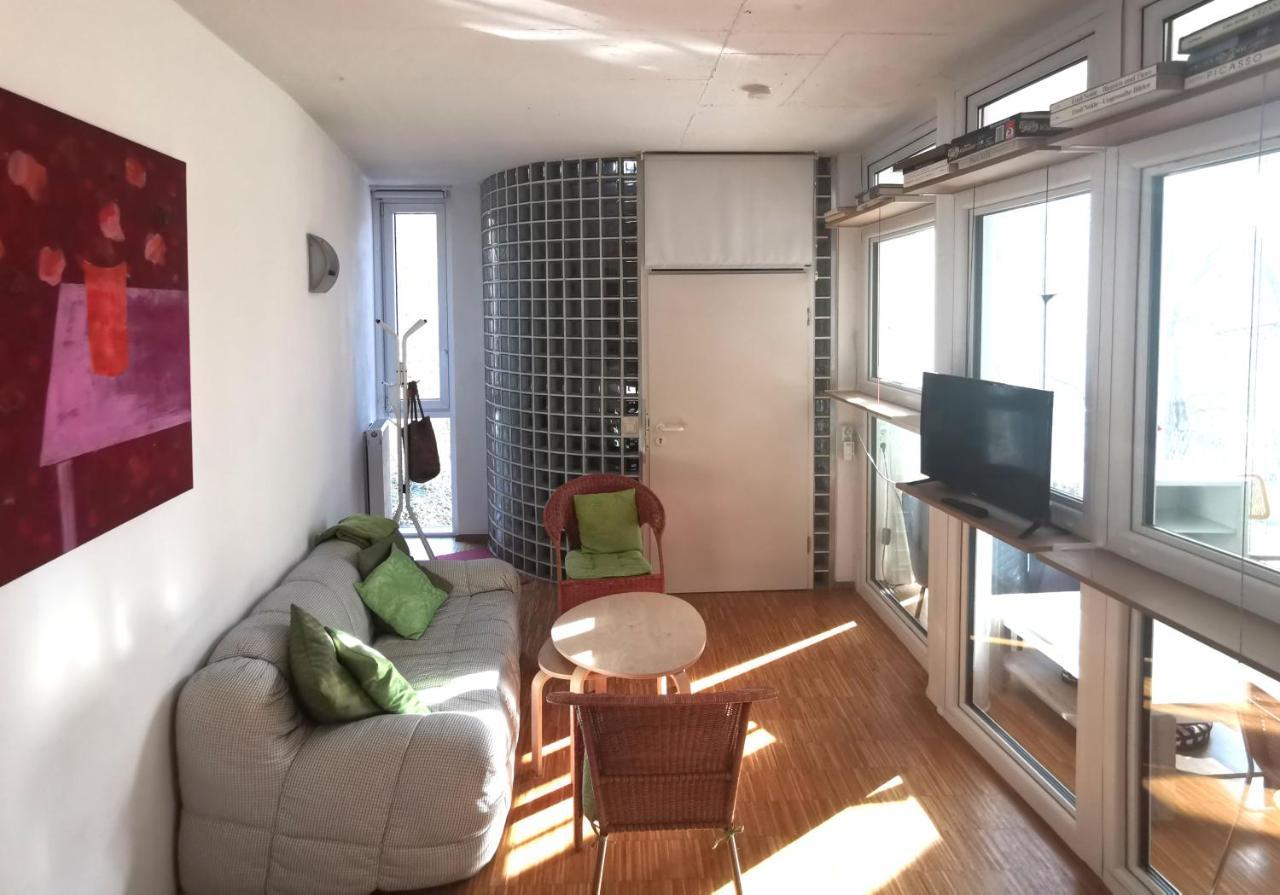 Ferienwohnung Im Turm Bellevue Mit 3 Schlafzimmern Sachsenheim Exterior photo